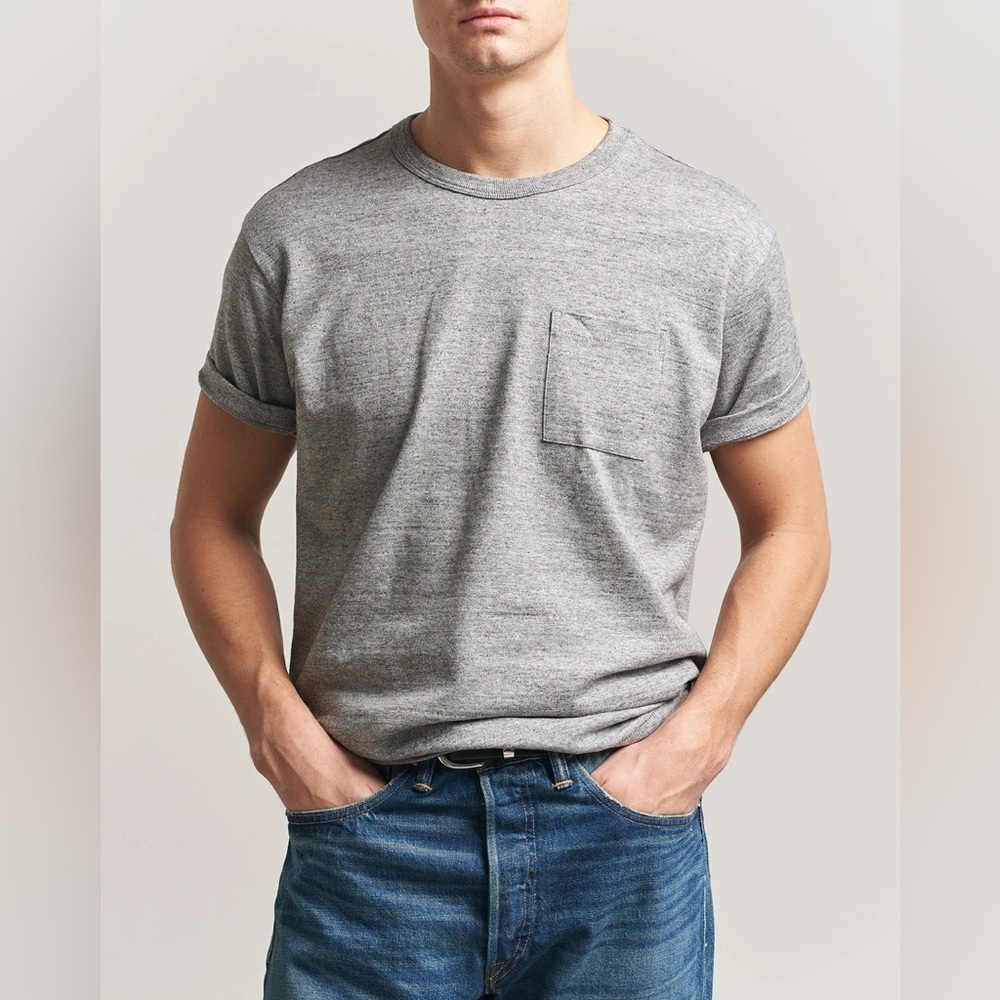 ✨2x$30✨Club Monaco Williams Men’s Crewneck Pocket Tee - Heather Grey